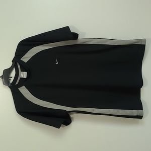 Nike Men's Large Short Sleeve Shirt